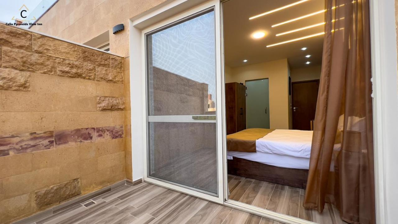 Couette-café Celia Pyramids View