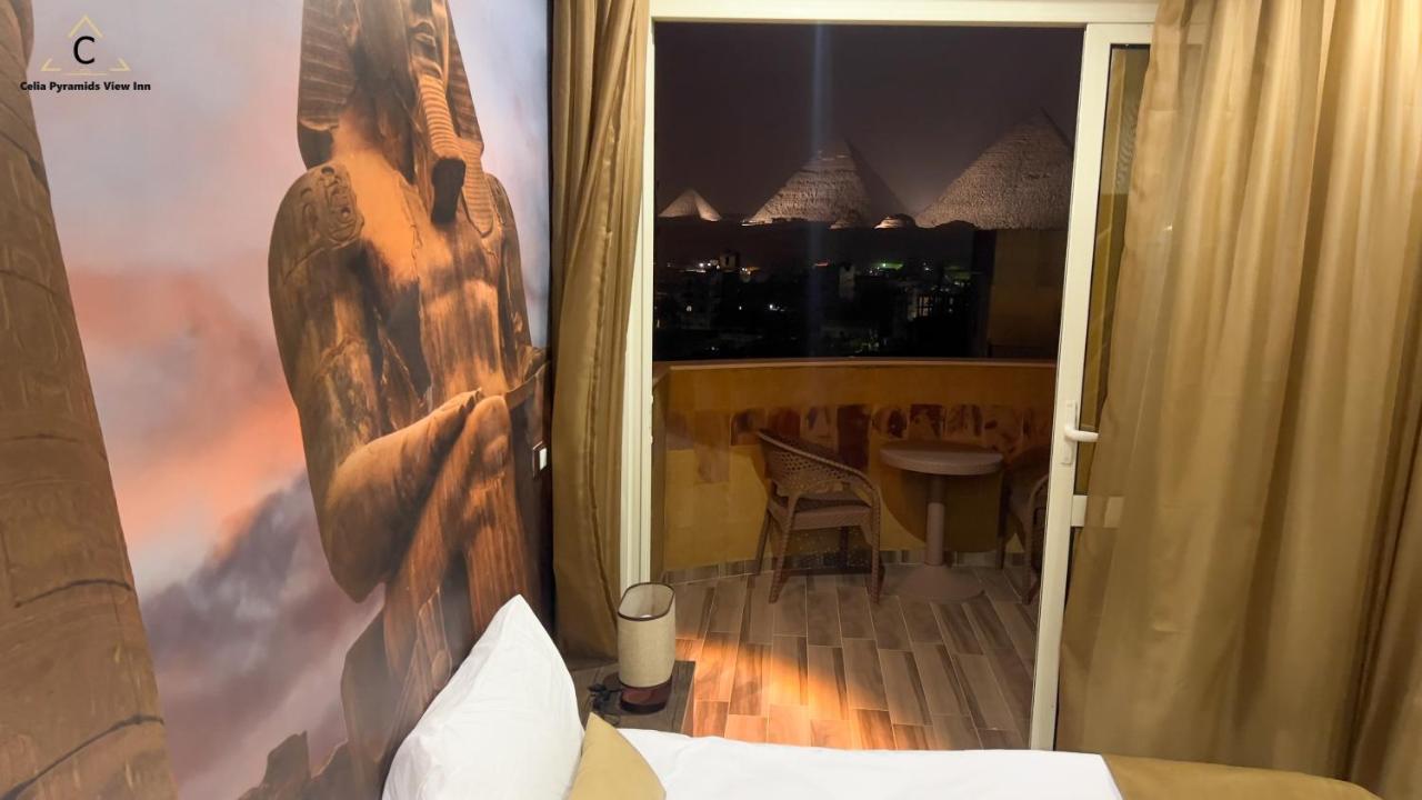 Celia Pyramids View * Nazlet el-Sîsi