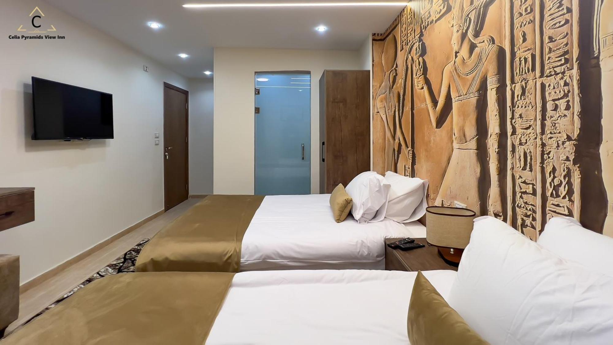 Celia Pyramids View Bed & Breakfast *